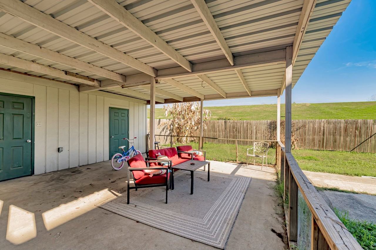 550 S River Rd - Photo 7 of 13