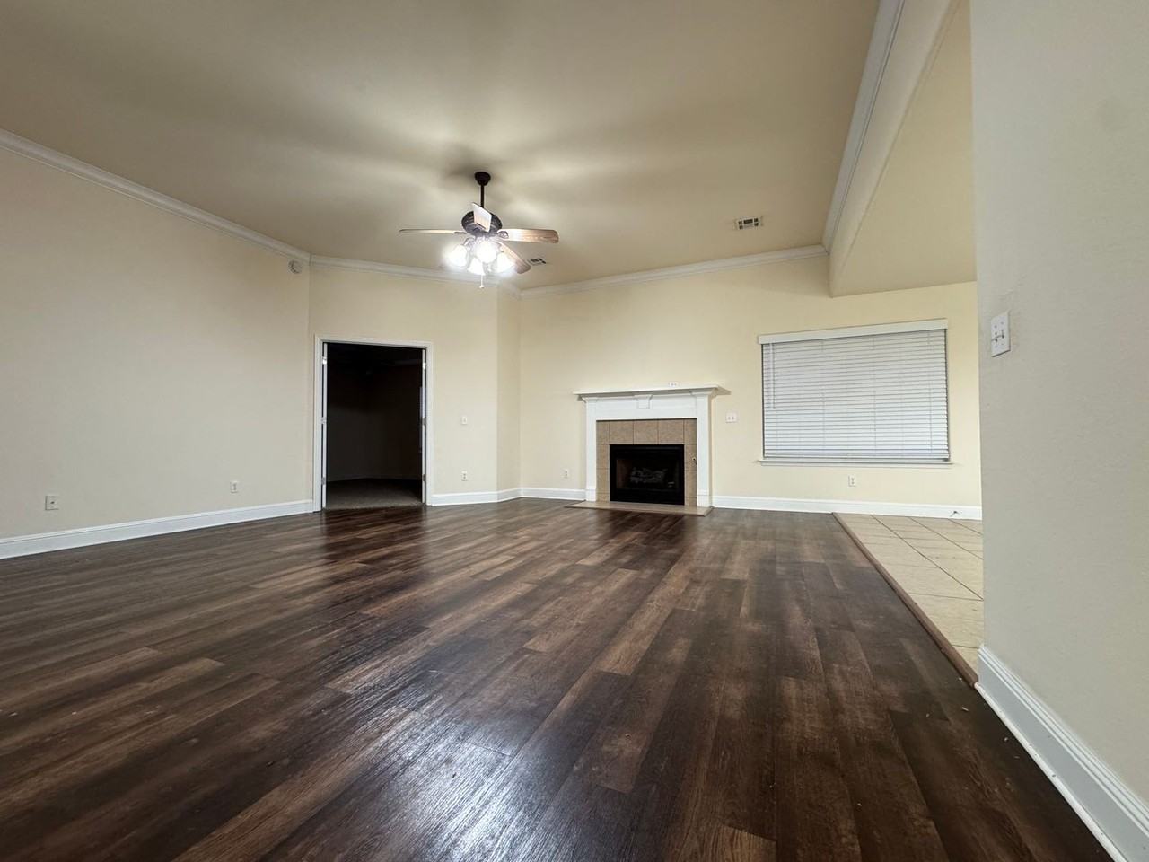 560 Dogwood St - Photo 3 of 22