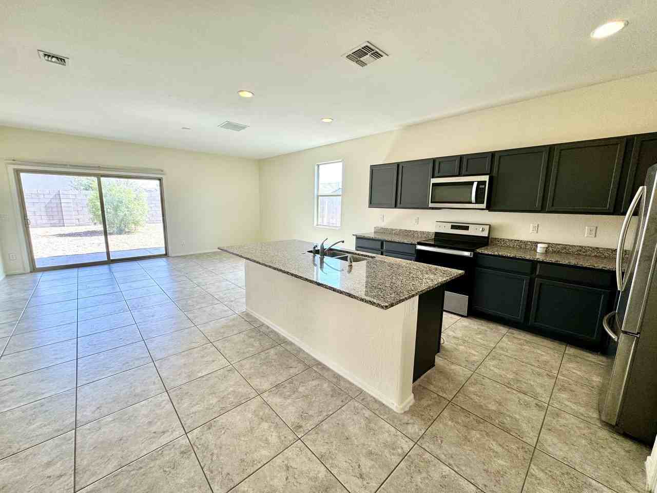 2421 E San Borja Trl - Photo 7 of 26