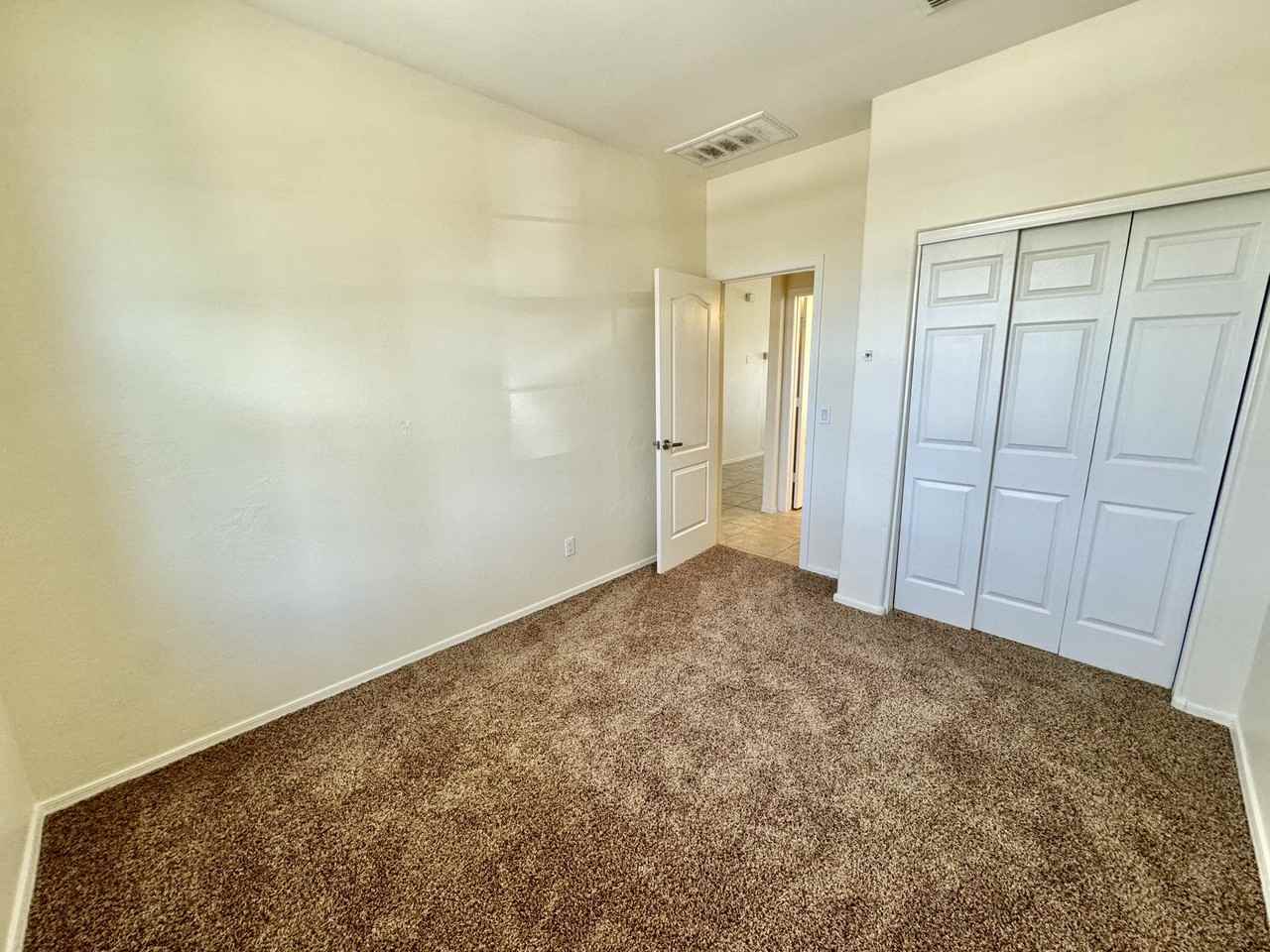 2421 E San Borja Trl - Photo 5 of 26