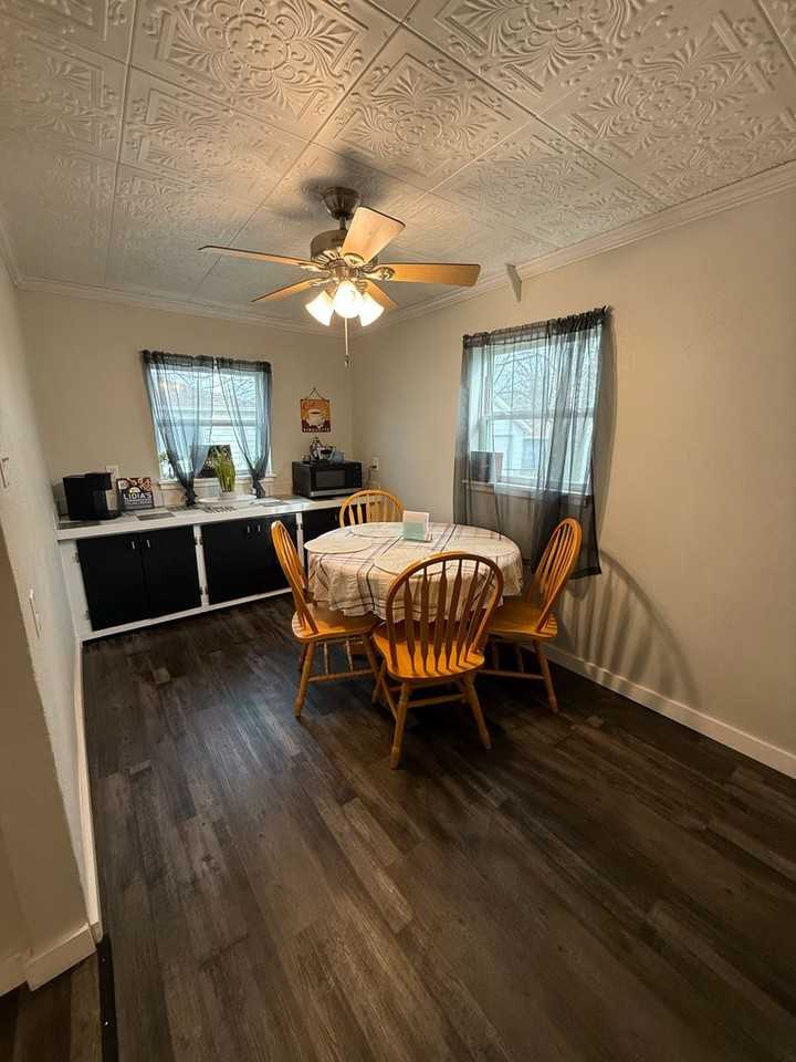 415 N Pennsylvania St - Photo 7 of 17