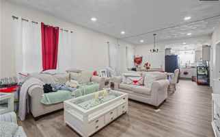 featured image of 471 Smithfield Ave