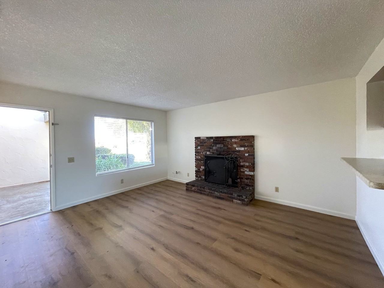 930 N L St - Photo 2 of 14