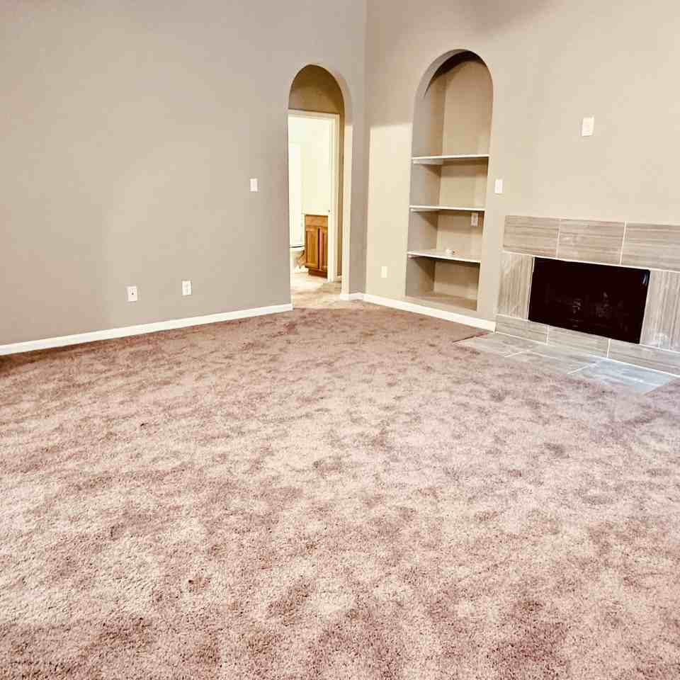 5333 Cottage Cir - Photo 2 of 14