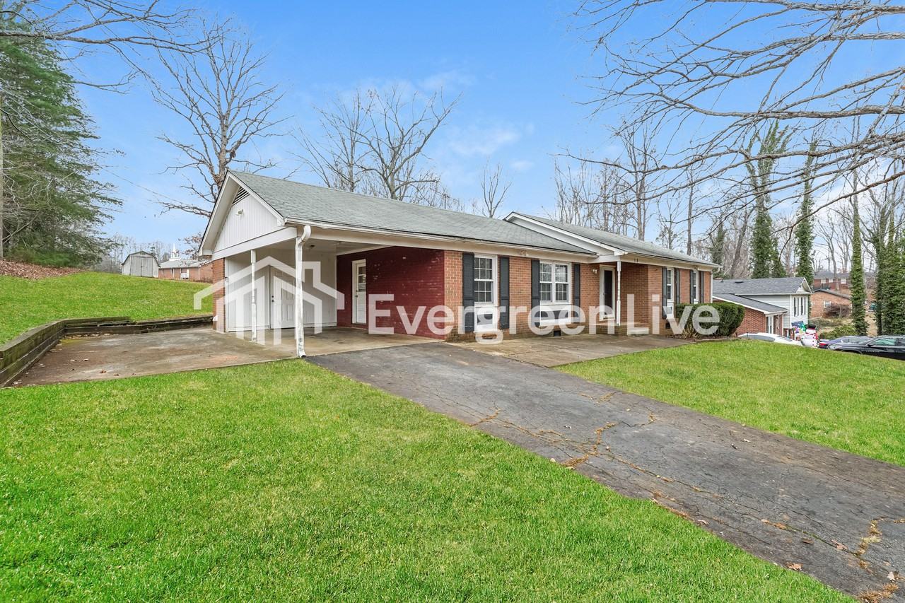 118 Peachtree Ln - Photo 2 of 15