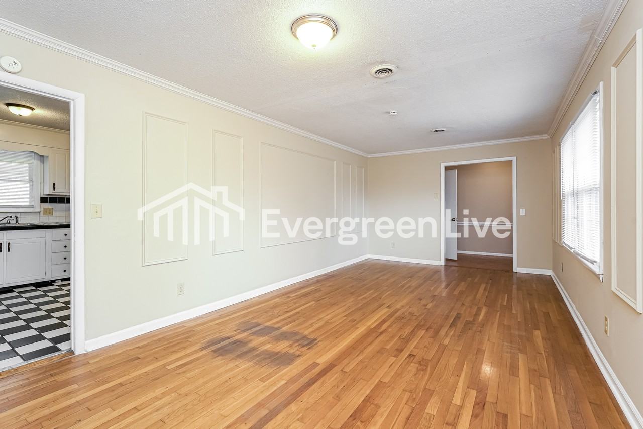 118 Peachtree Ln - Photo 5 of 15