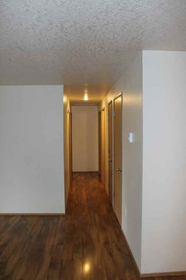 1959 Ne Kathryn St - Photo 4 of 20