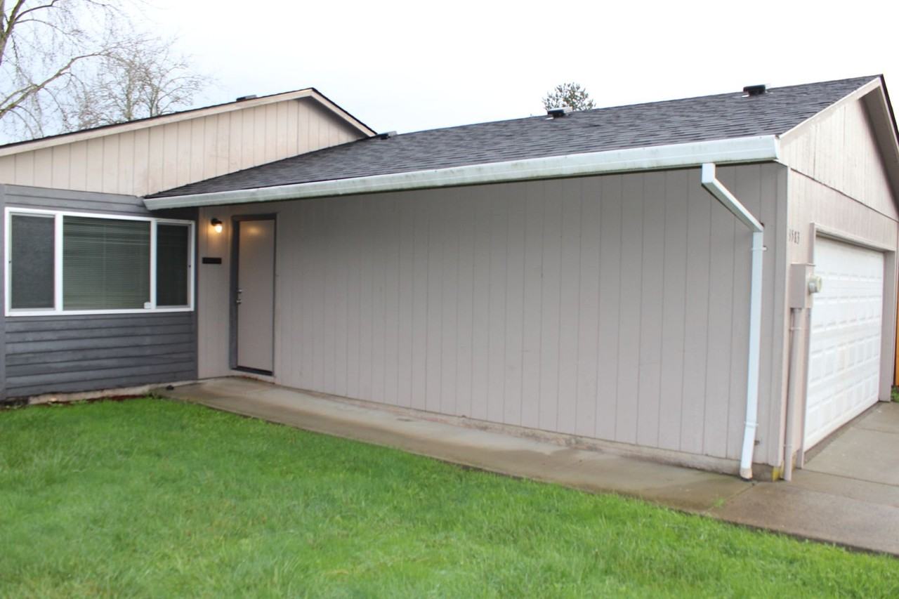 3583 Se Daren Dr - Photo 2 of 15