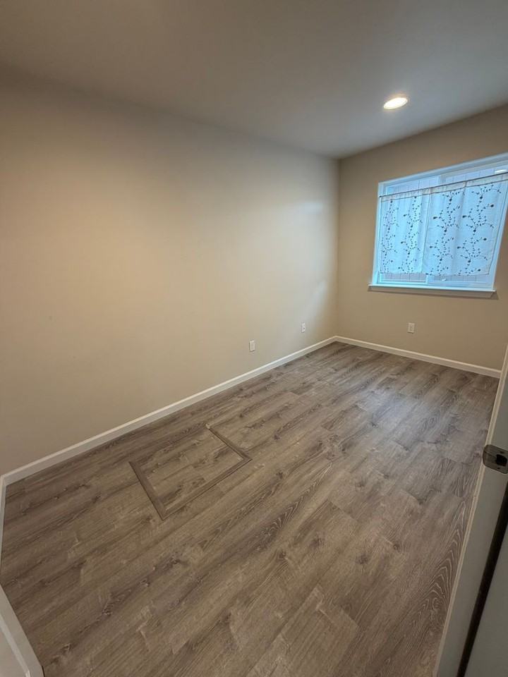 5122 Aster Ln - Photo 2 of 15