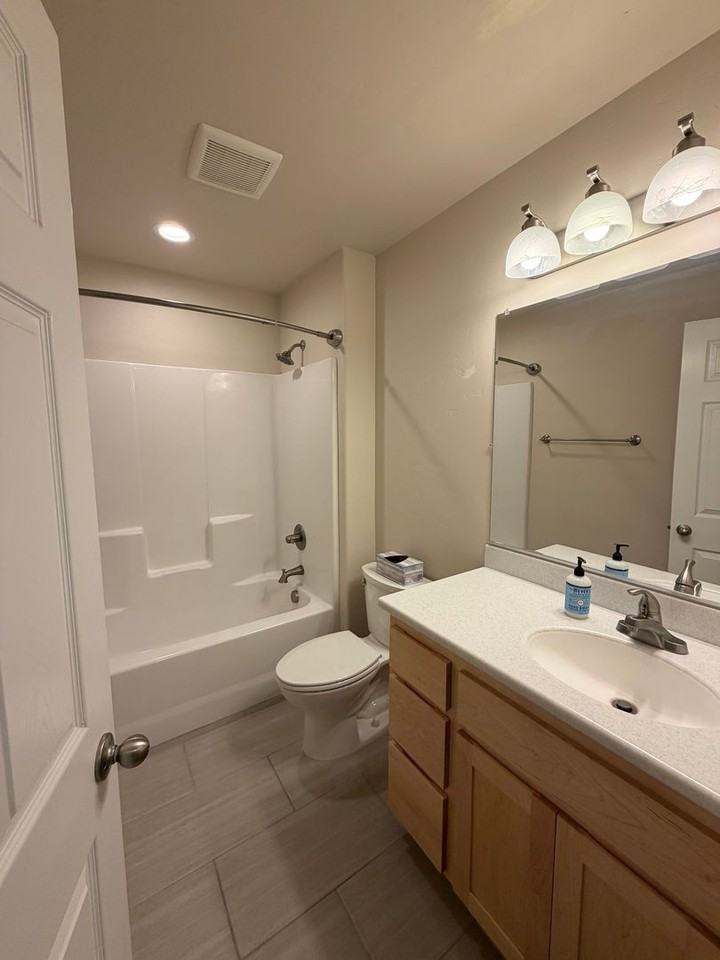 5122 Aster Ln - Photo 5 of 15