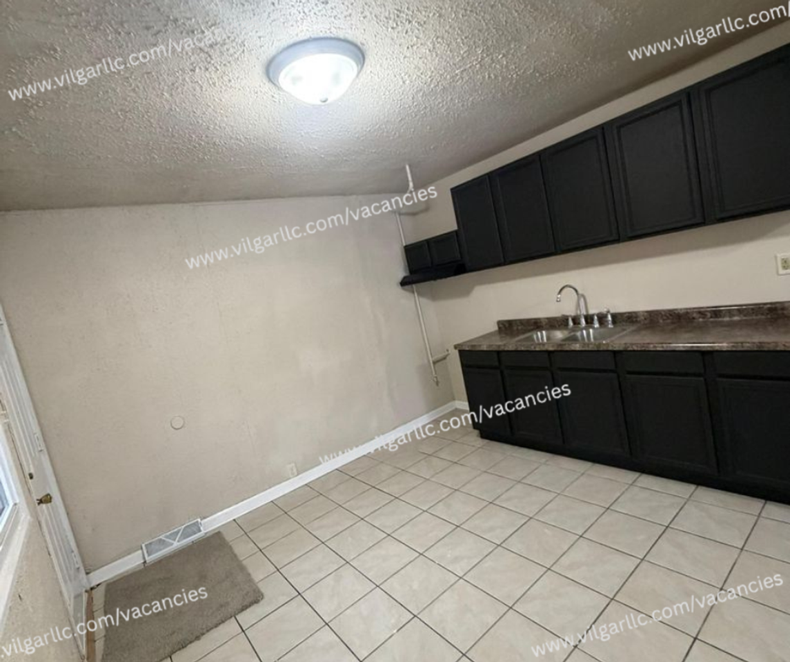 4233 W 22nd Ave - Photo 3 of 16