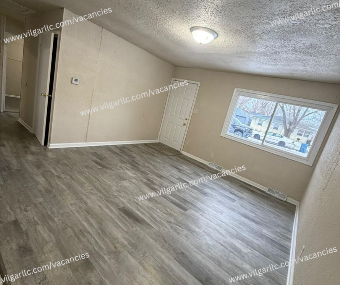 4233 W 22nd Ave - Photo 5 of 16