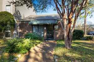 featured image of 560 S Jefferson Pl