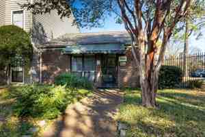 featured image of 560 S Jefferson Pl