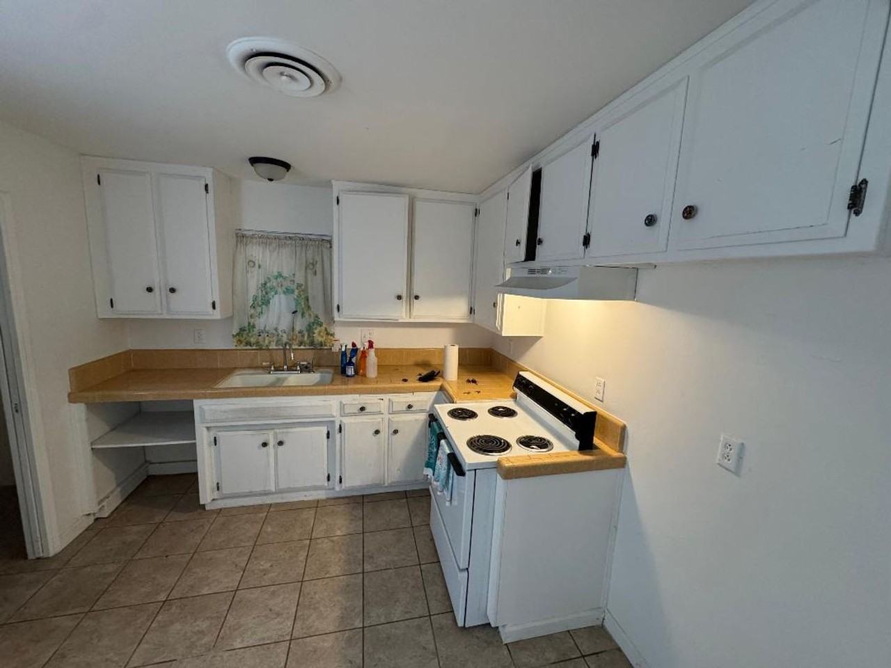 6100 Stine Rd #B - Photo 6 of 6