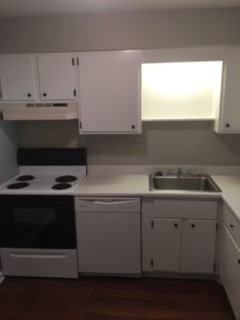 1605 S Dorchester Dr #1605 - Photo 4 of 15