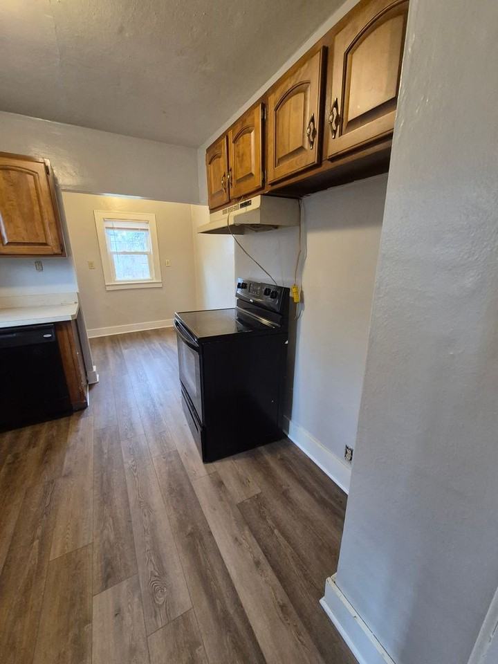 2000 Culver Ave - Photo 6 of 12