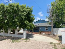 featured image of 4511 Barnard St