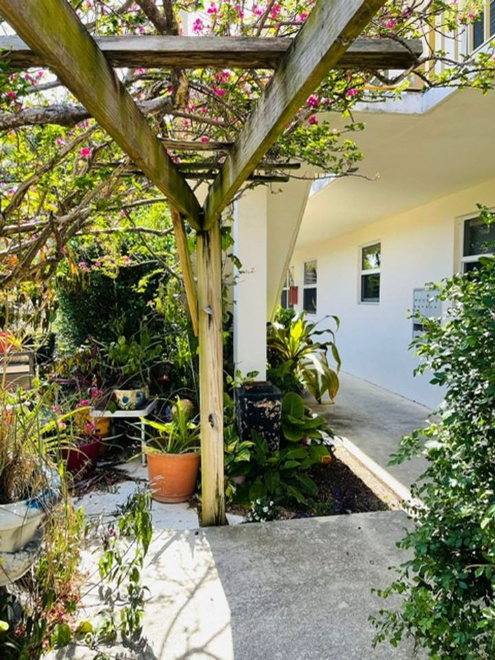 1609 S Federal Hwy Lake Worth, FL 33460 - Photo 2 of 11