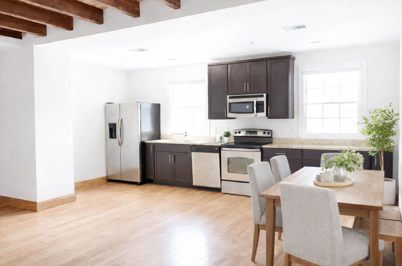 145S - Photo 2 of 19