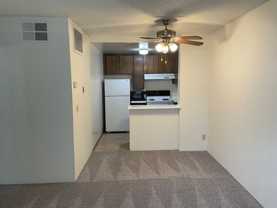 IST2421 - Photo 1 of 1