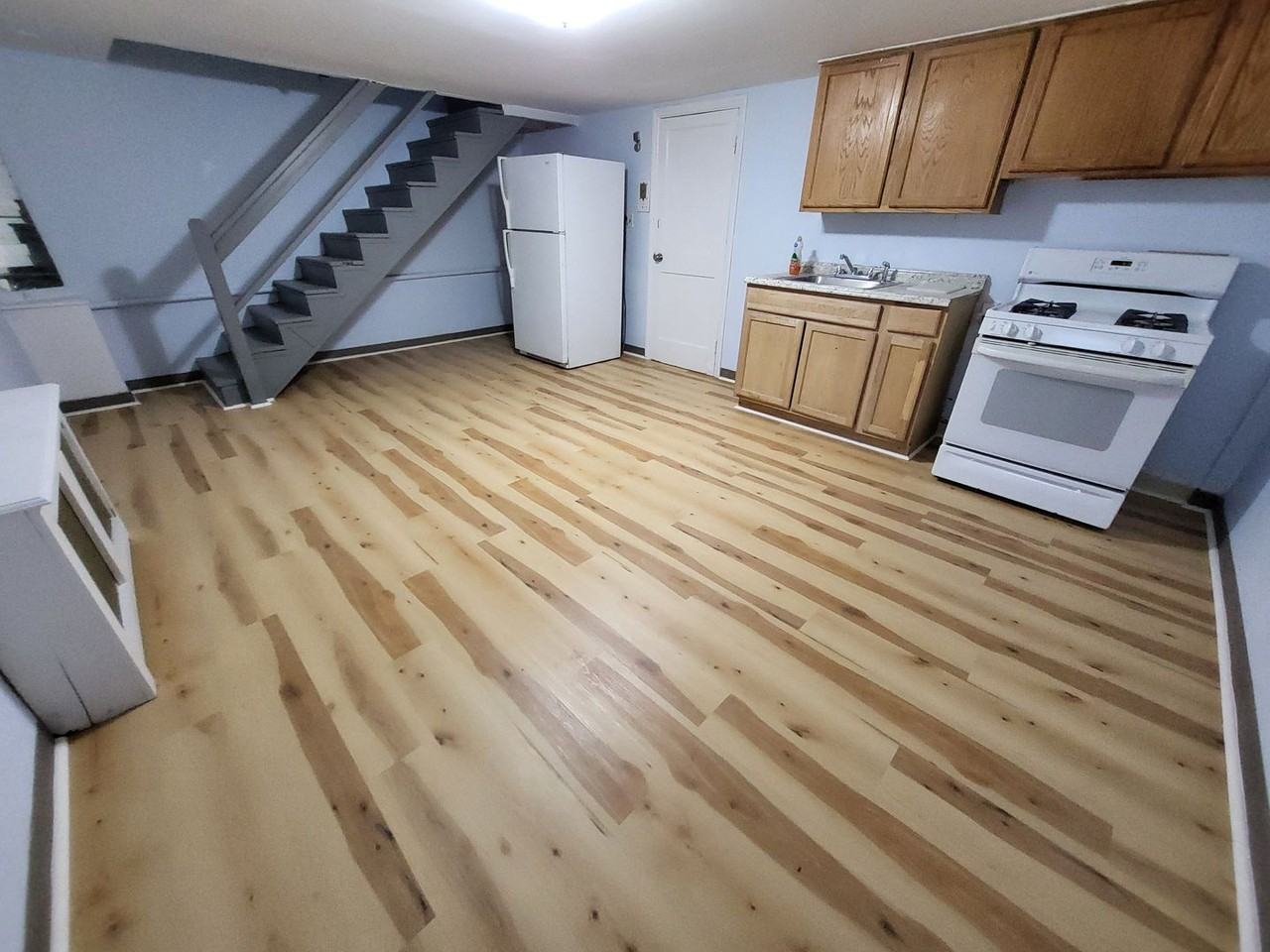 2531 W Mosher St - Photo 3 of 9