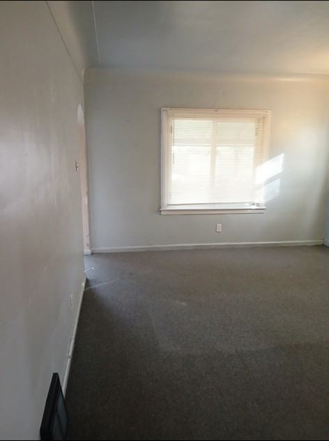 20011 Hawthorne St - Photo 3 of 16