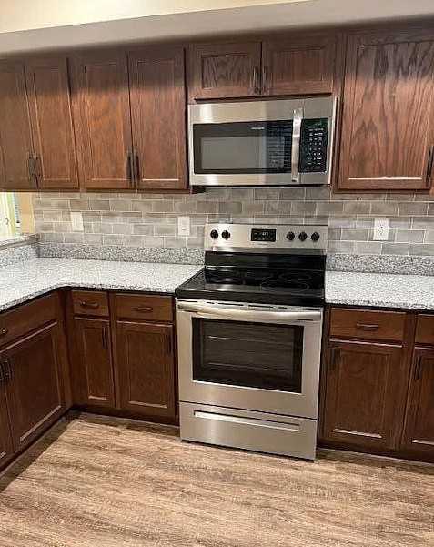 660 Jena Beth Dr Apt 4 - Photo 2 of 21