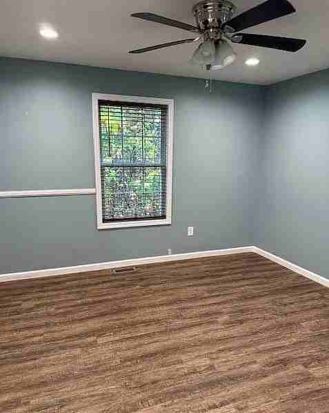 660 Jena Beth Dr Apt 4 - Photo 7 of 21