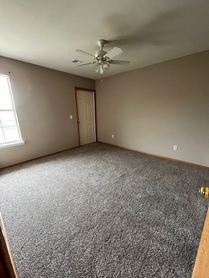 1719 S 9th St - Photo 6 of 11