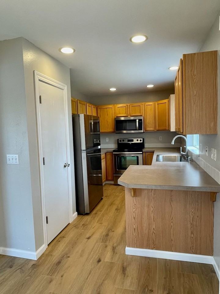 13326 88th Avenue Ct E - Photo 6 of 18