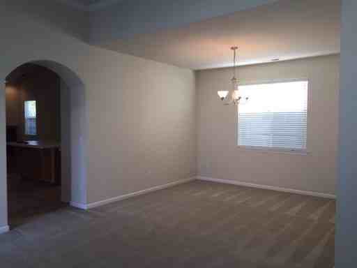 123 Mandalay Ct - Photo 6 of 10