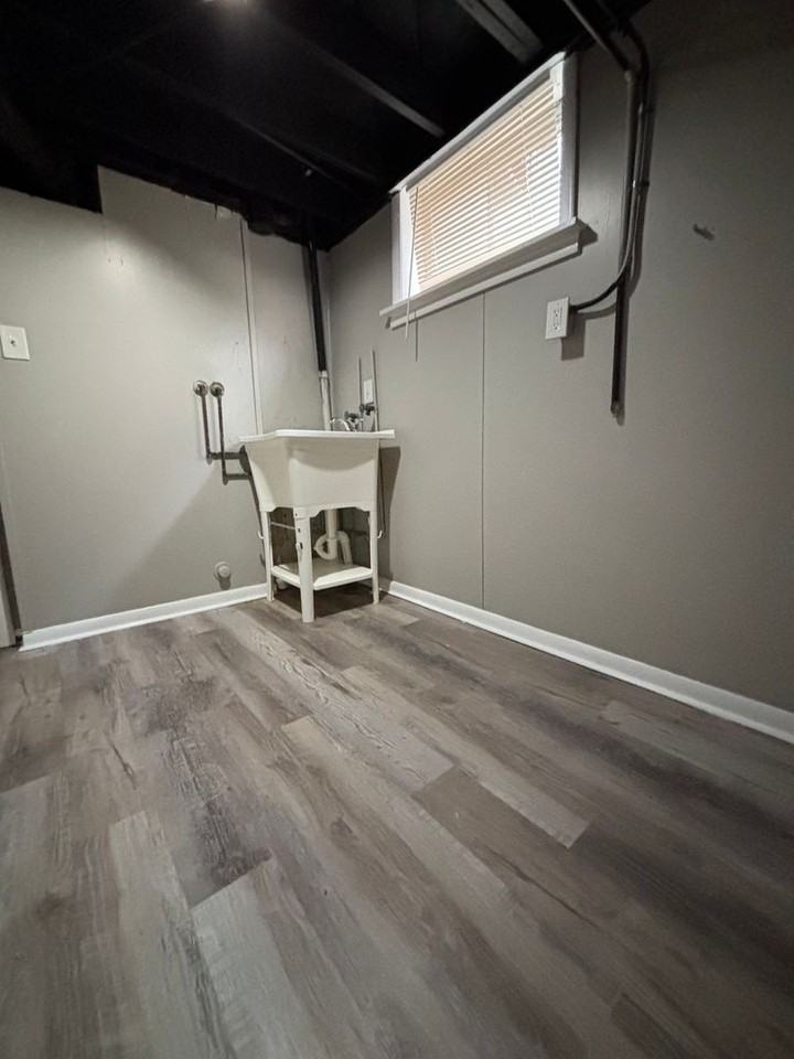 2136 W 19th Ave - Photo 3 of 11