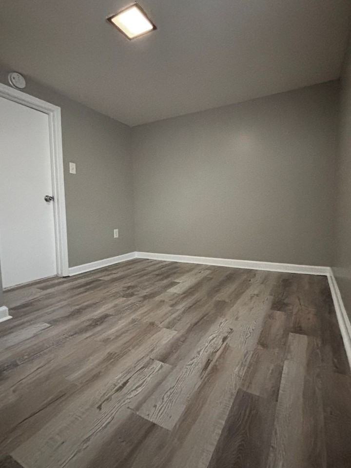 2136 W 19th Ave - Photo 4 of 11