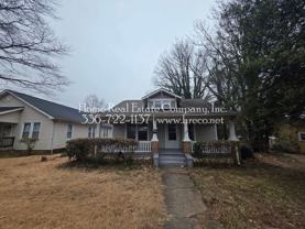 208 Clayton St - Photo 1 of 1
