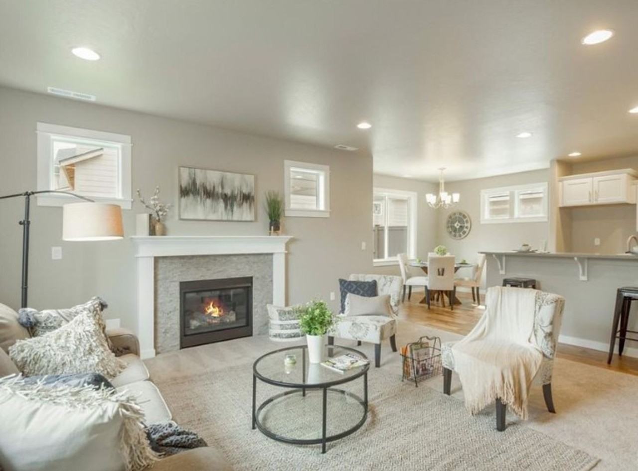 468 Nw 30th St - Photo 2 of 12