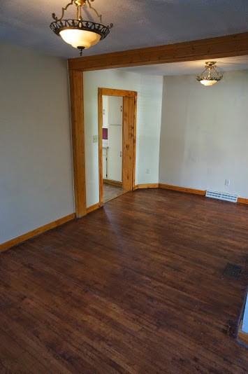 1016 E 6th St - Photo 5 of 18