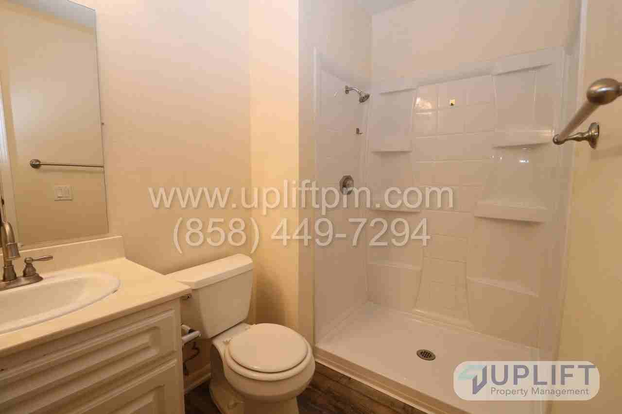 12027 Alta Carmel Ct #231 - Photo 7 of 14