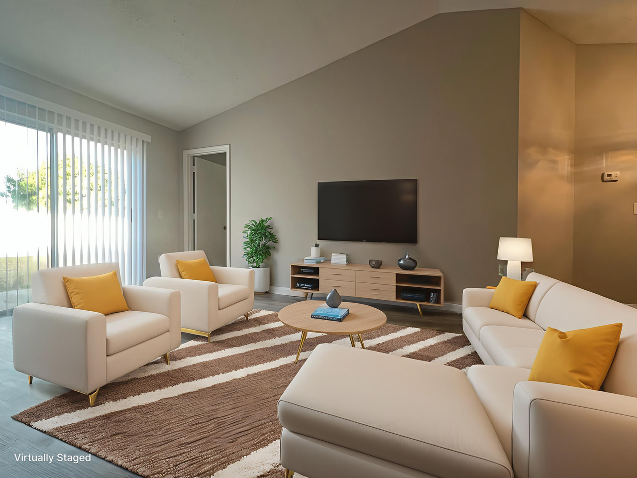 364 Alegriano Ct - Photo 2 of 17