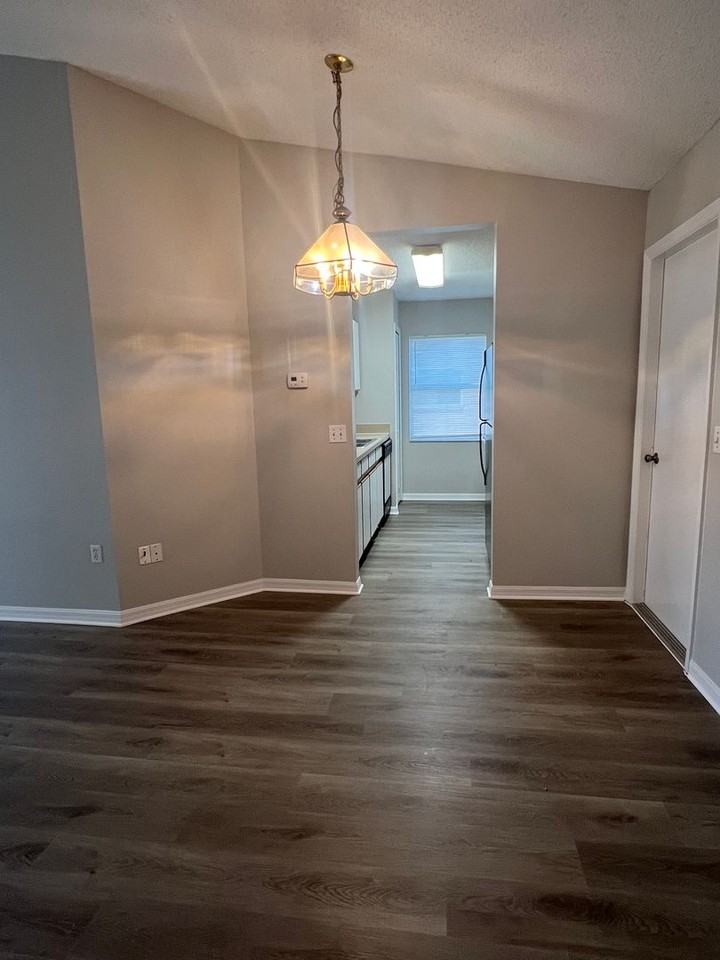 364 Alegriano Ct - Photo 5 of 17