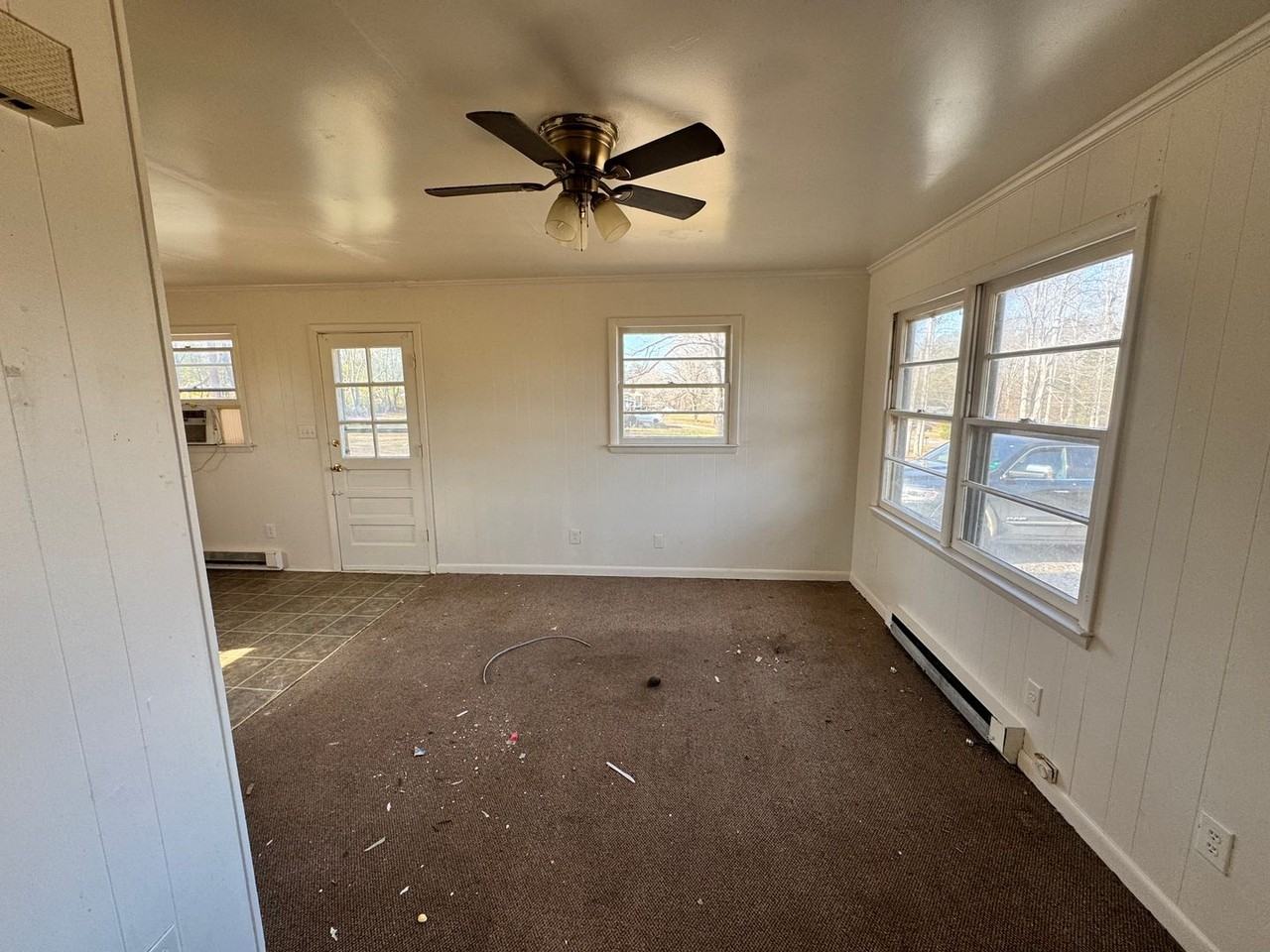 6001 Leo Dr - Photo 3 of 12