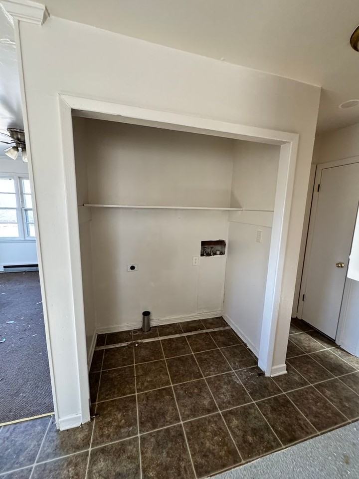 6001 Leo Dr - Photo 7 of 12