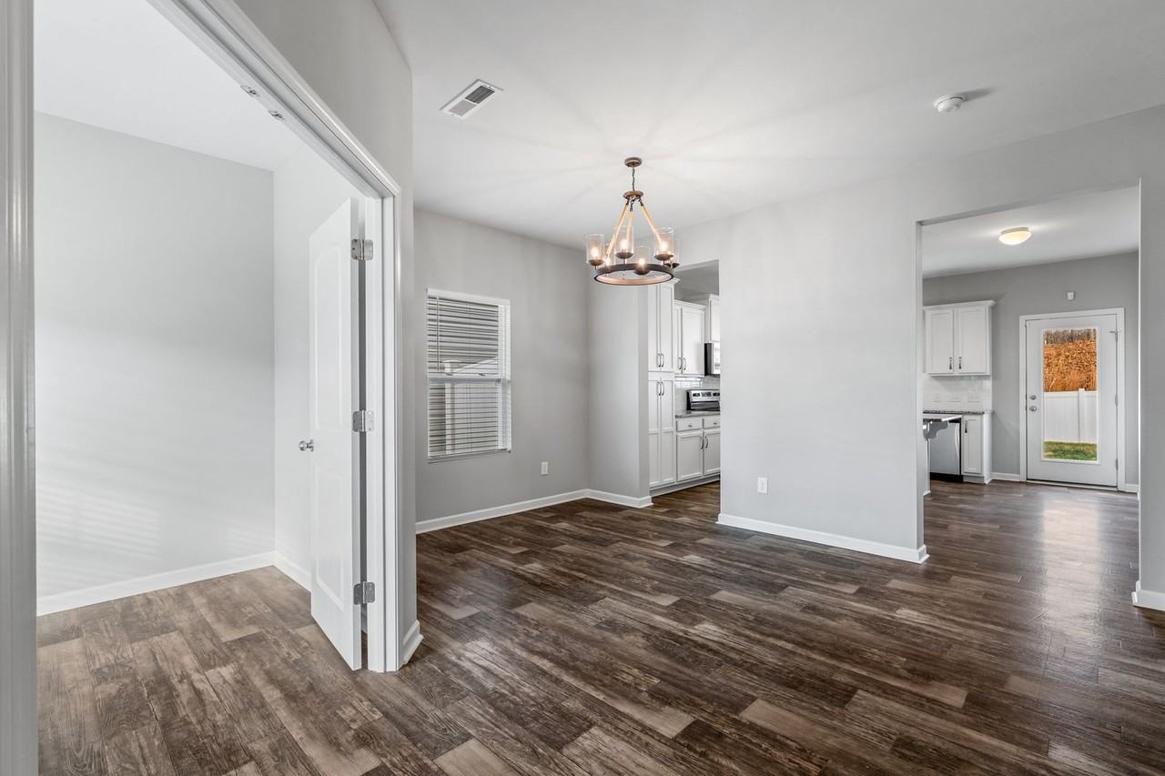 5017 Red Poll Dr - Photo 3 of 46