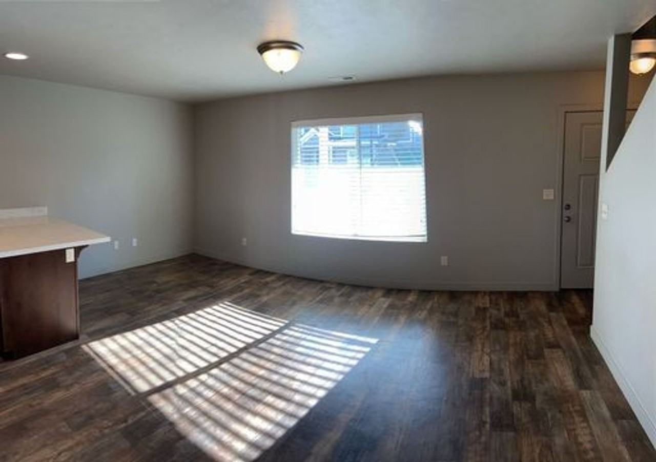 248 N 680 E - Photo 6 of 31