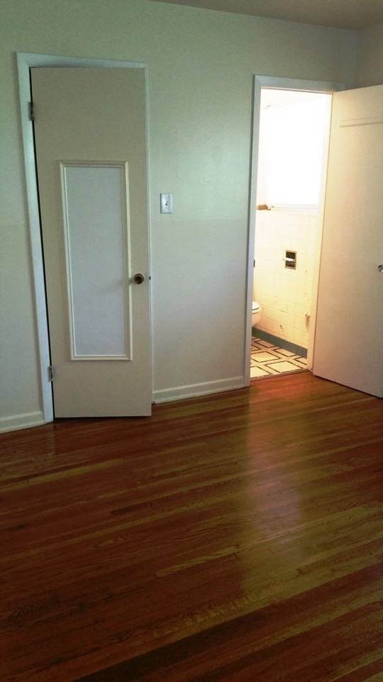 419 W 52nd St - Photo 2 of 13