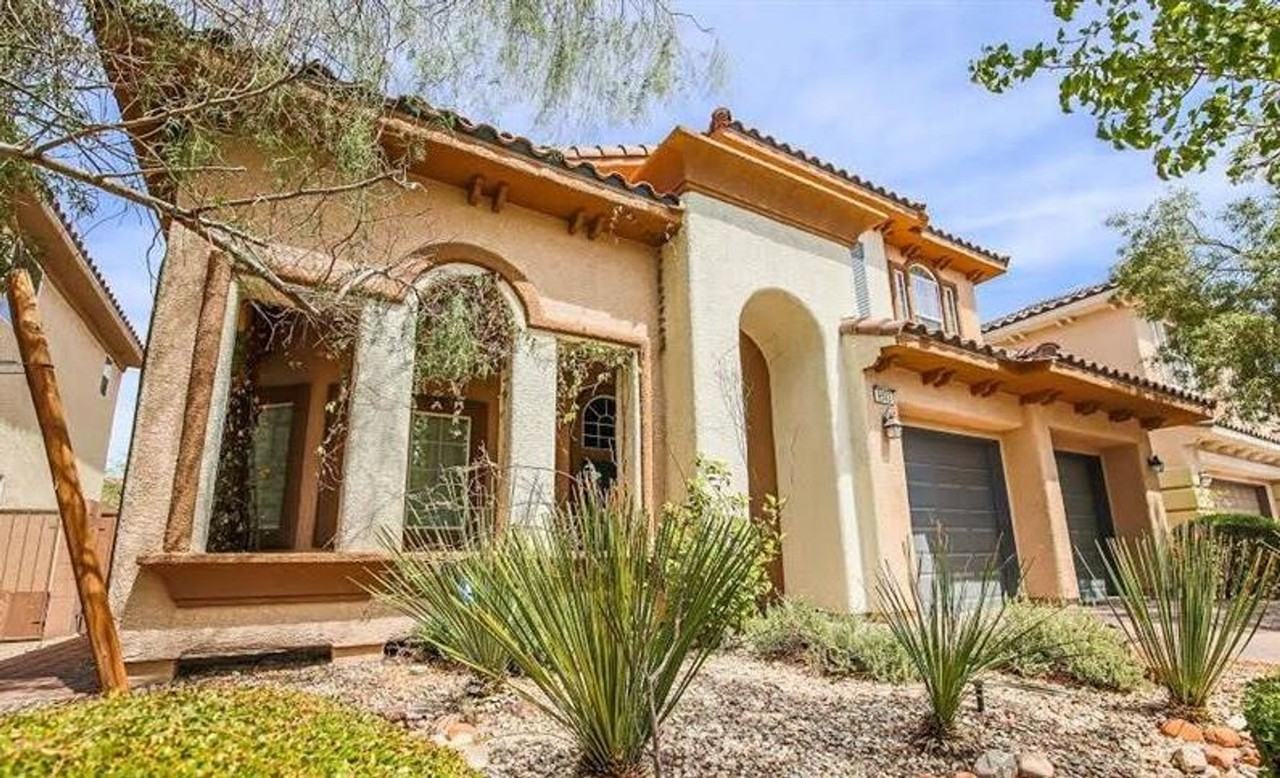 9802 Crescent Lodge Ct - Photo 2 of 22