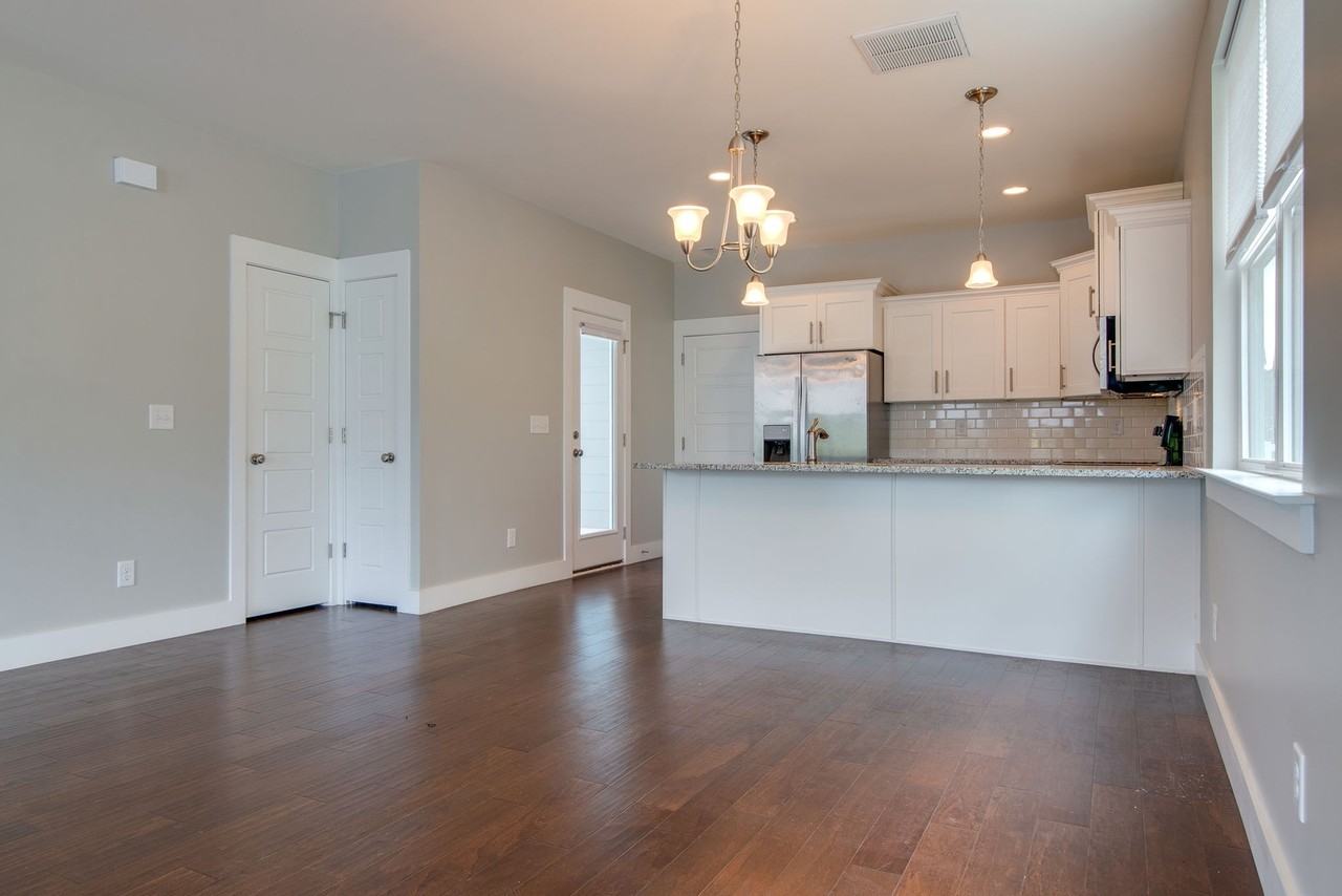 434 Elegance Way - Photo 7 of 33