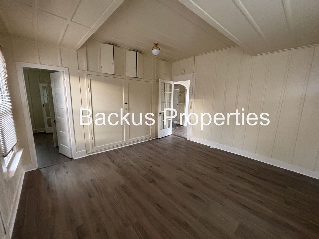 1057 4th St - Photo 5 of 15