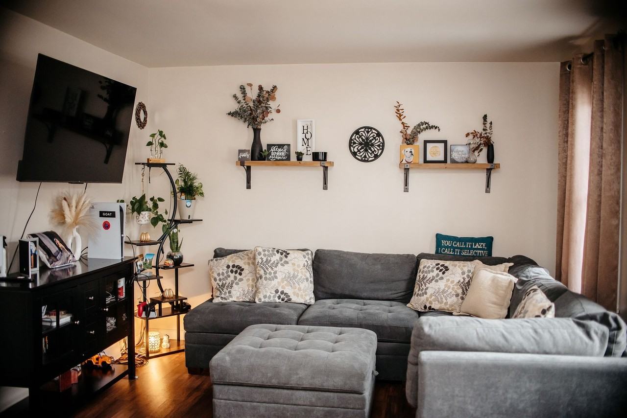 16 Cranfield Ct - Photo 3 of 18