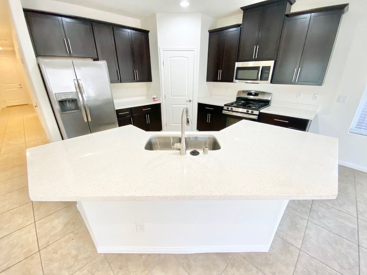 321 Cadence Vista Dr - Photo 3 of 23